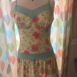 Victoria's Secret Short Floral Nightie ~ Large